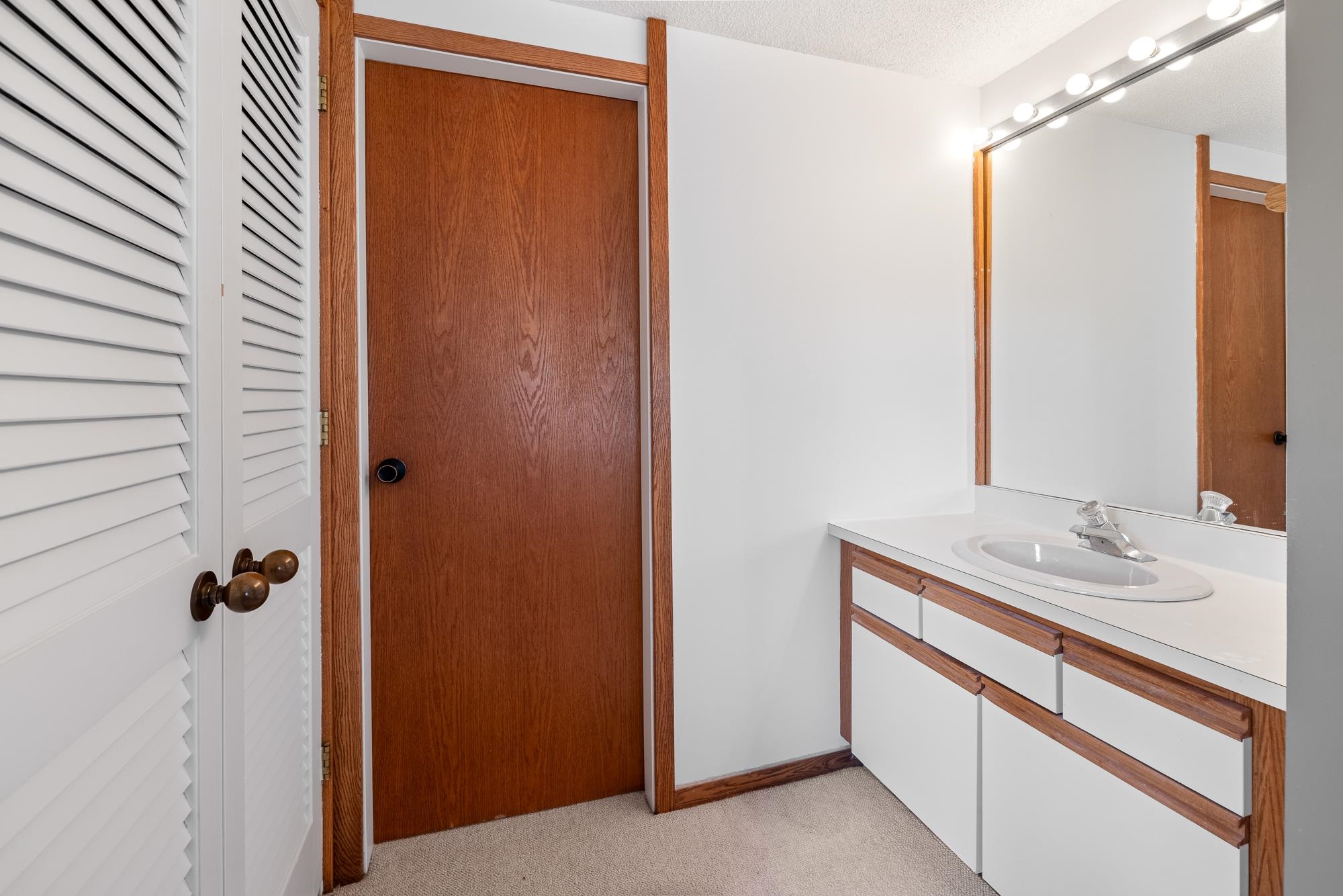 9 Pond View Road, Unit 9 Winhall, VT 05340 - Photo 22 of 46