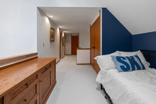 $660,000 | 9 Pond View Road, Unit 9, Winhall, VT 05340