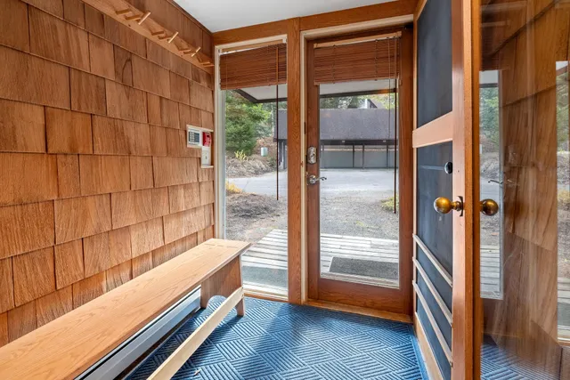 $660,000 | 9 Pond View Road, Unit 9, Winhall, VT 05340