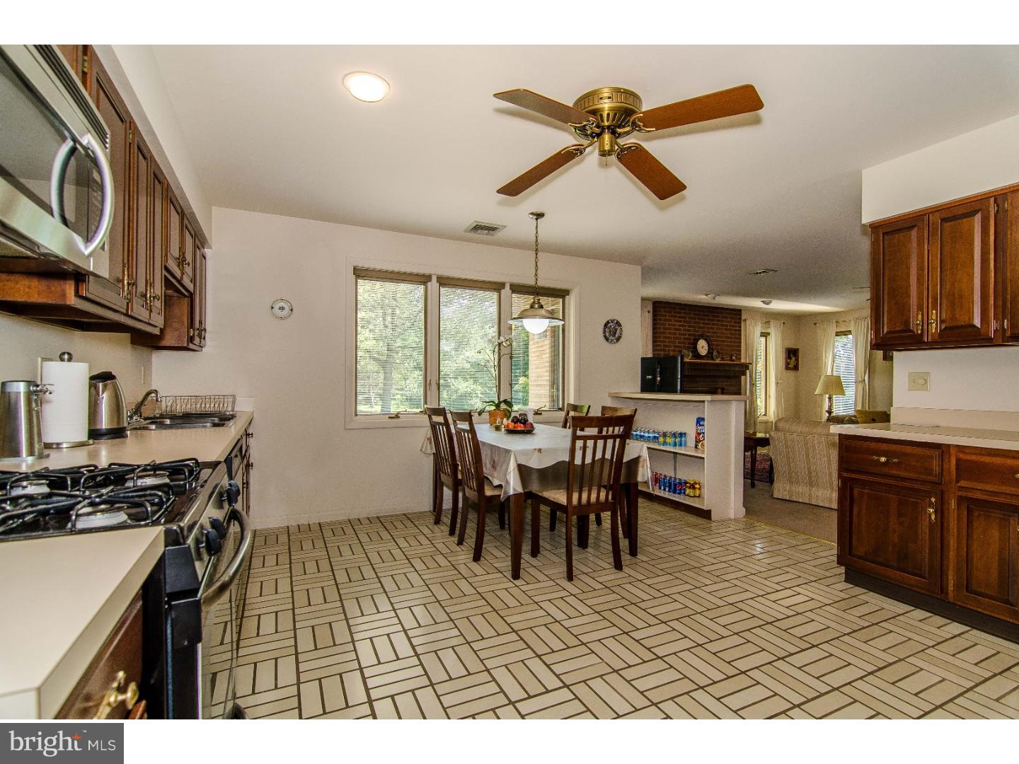 8809 Verree Road Philadelphia, PA 19115 - Photo 7 of 21