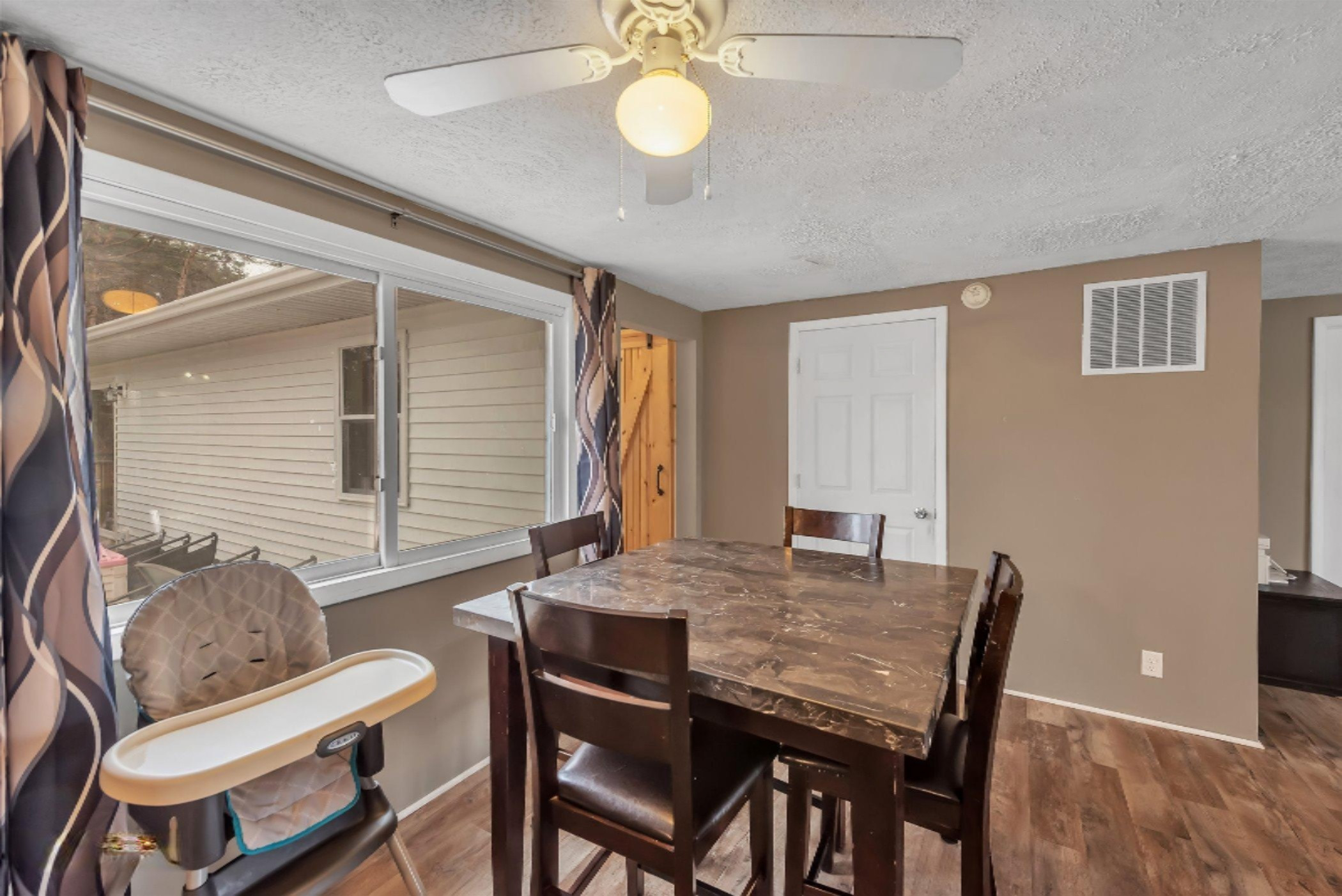 5259 Mt Hope Road Carson City, MI 48811 - Photo 15 of 44 15-5259 S Mt Hope Rd-windowstill-re