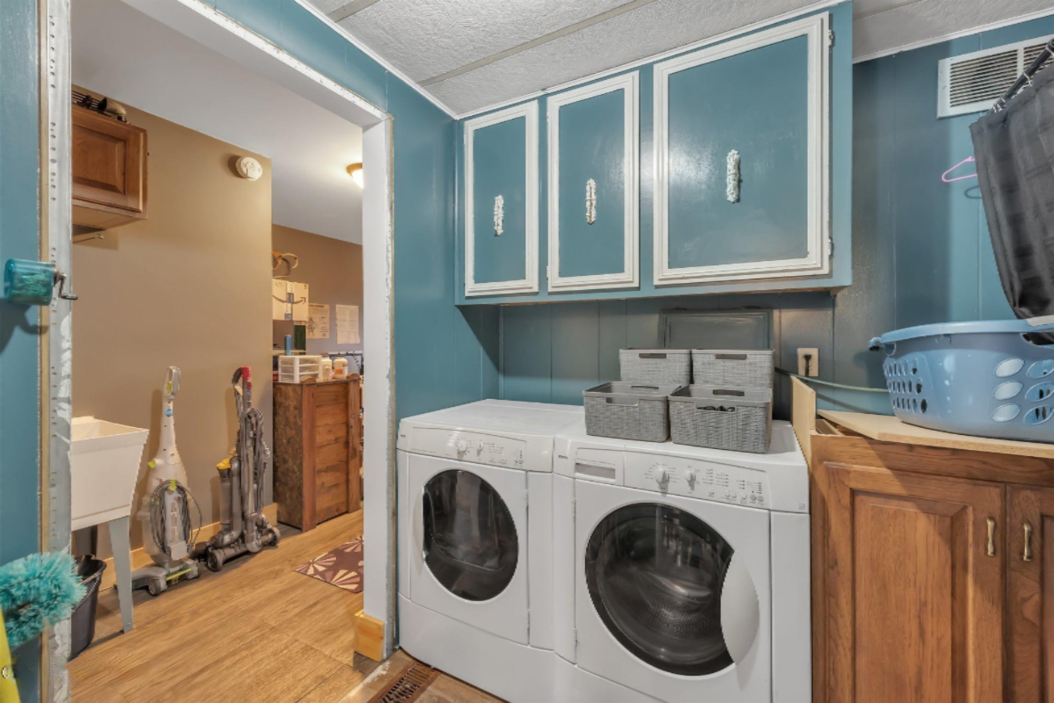 5259 Mt Hope Road Carson City, MI 48811 - Photo 16 of 44 16-5259 S Mt Hope Rd-windowstill-re