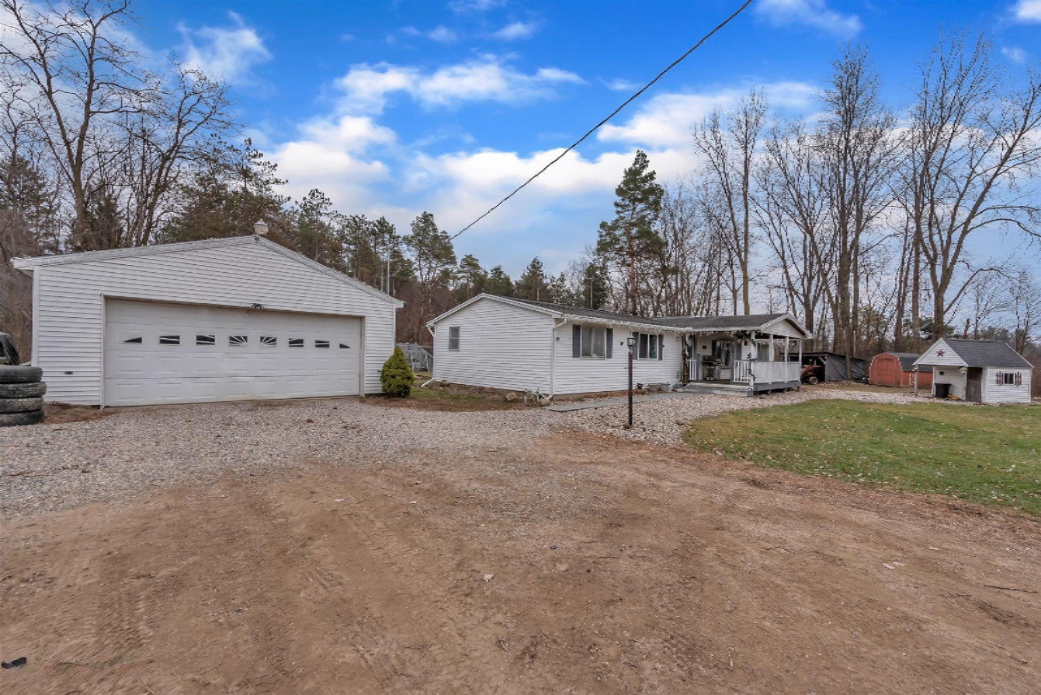 5259 Mt Hope Road Carson City, MI 48811 - Photo 2 of 44 02-5259 S Mt Hope Rd-windowstill-re