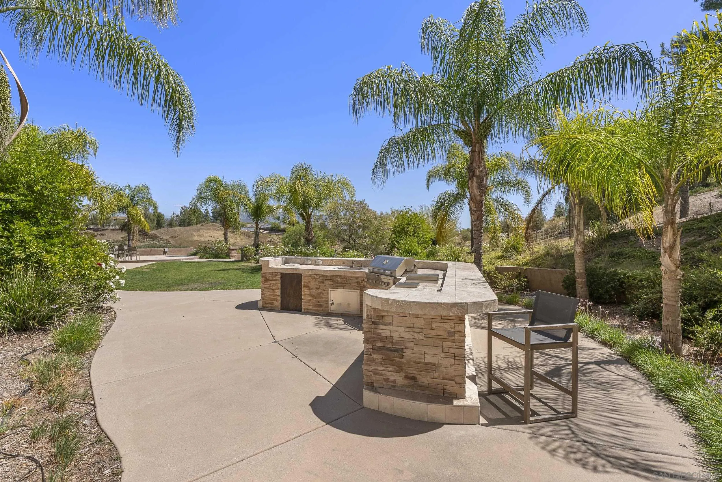 41455 Vía Del Monte Temecula, CA 92592 - Photo 56 of 75
