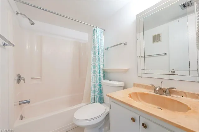 $149,500 | 4790 South Cleveland Avenue, Unit 905, Fort Myers, FL 33907