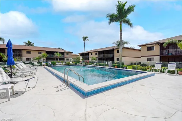 $149,500 | 4790 South Cleveland Avenue, Unit 905, Fort Myers, FL 33907