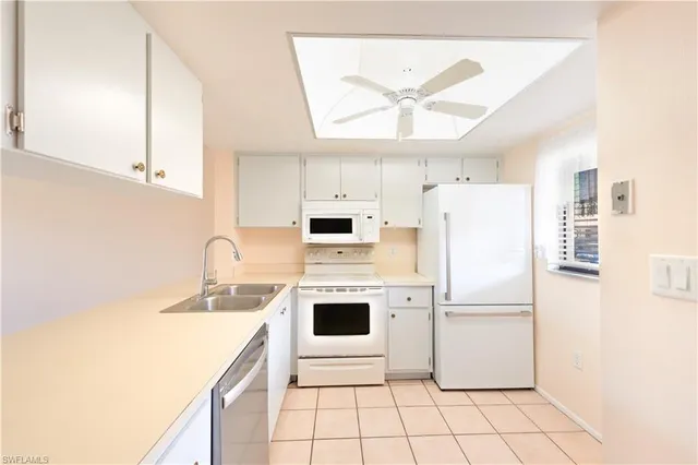 $149,500 | 4790 South Cleveland Avenue, Unit 905, Fort Myers, FL 33907