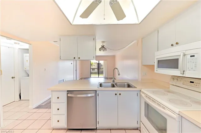 $149,500 | 4790 South Cleveland Avenue, Unit 905, Fort Myers, FL 33907