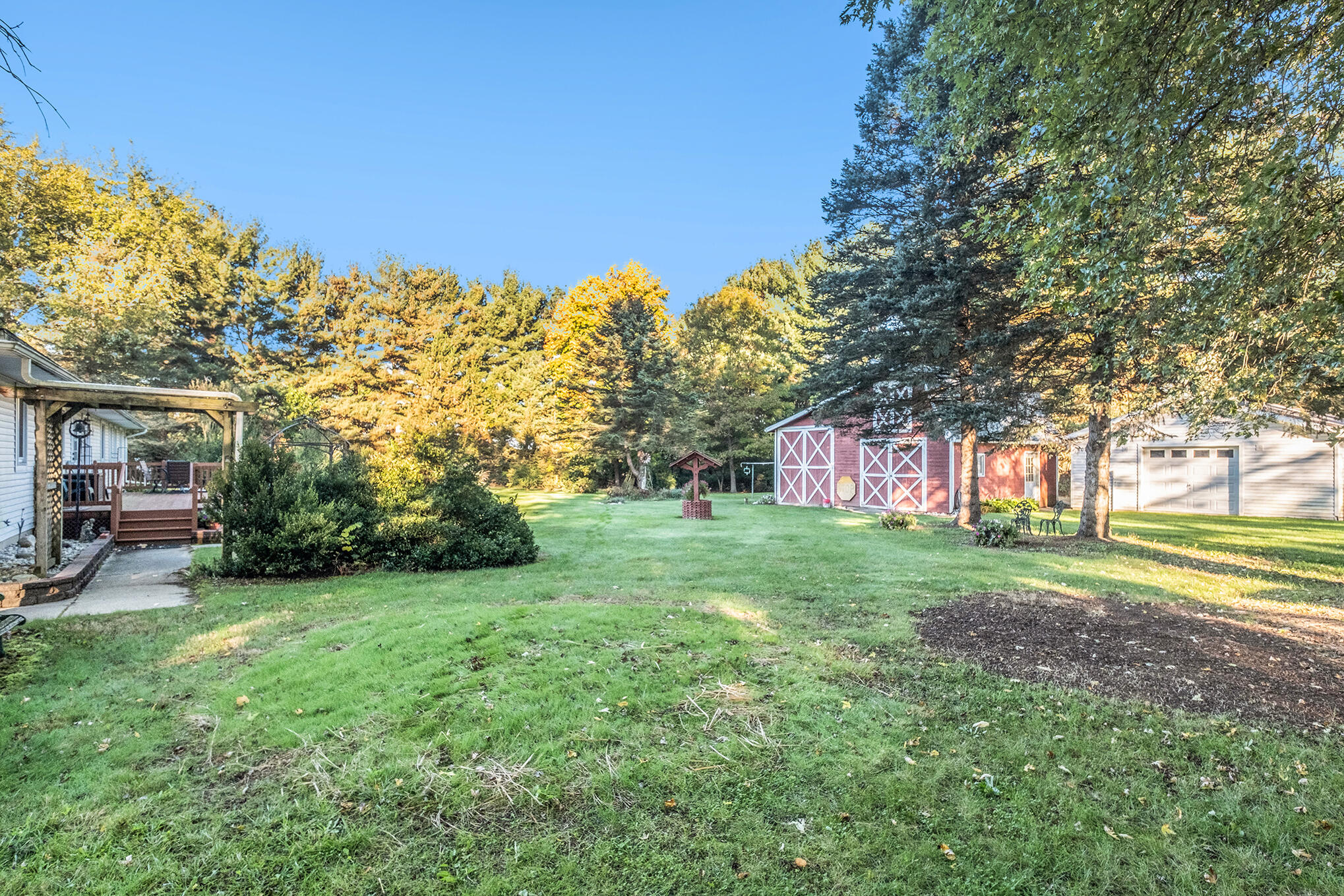 6800 Sargent Road Jackson, MI 49201 - Photo 19 of 28 6800 Sargent Rd Large Back Yard with two