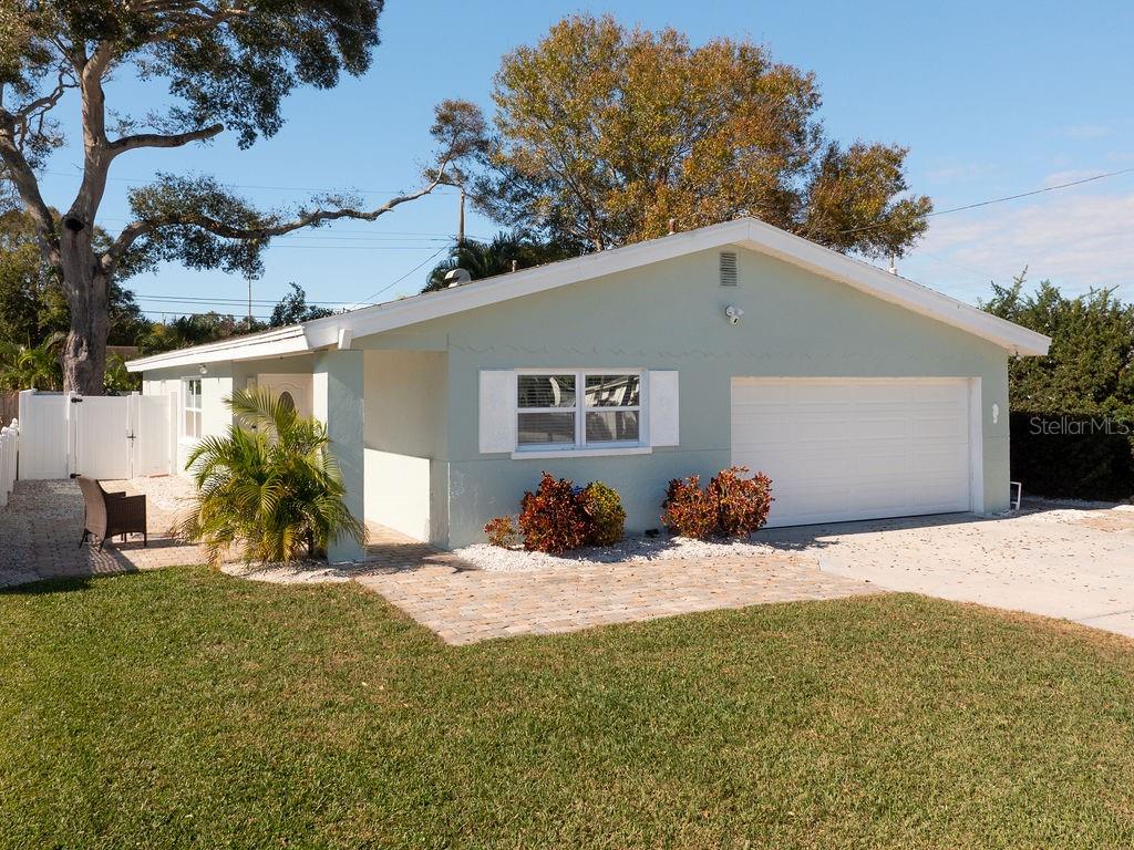 10381 Valencia Road Seminole, FL 33772 - Photo 1 of 1 Gallery Image 1
