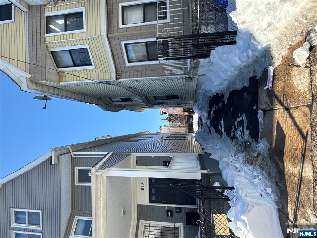 913 South 18th Street, Unit 2 Newark, NJ 07108 - Photo 24 of 26