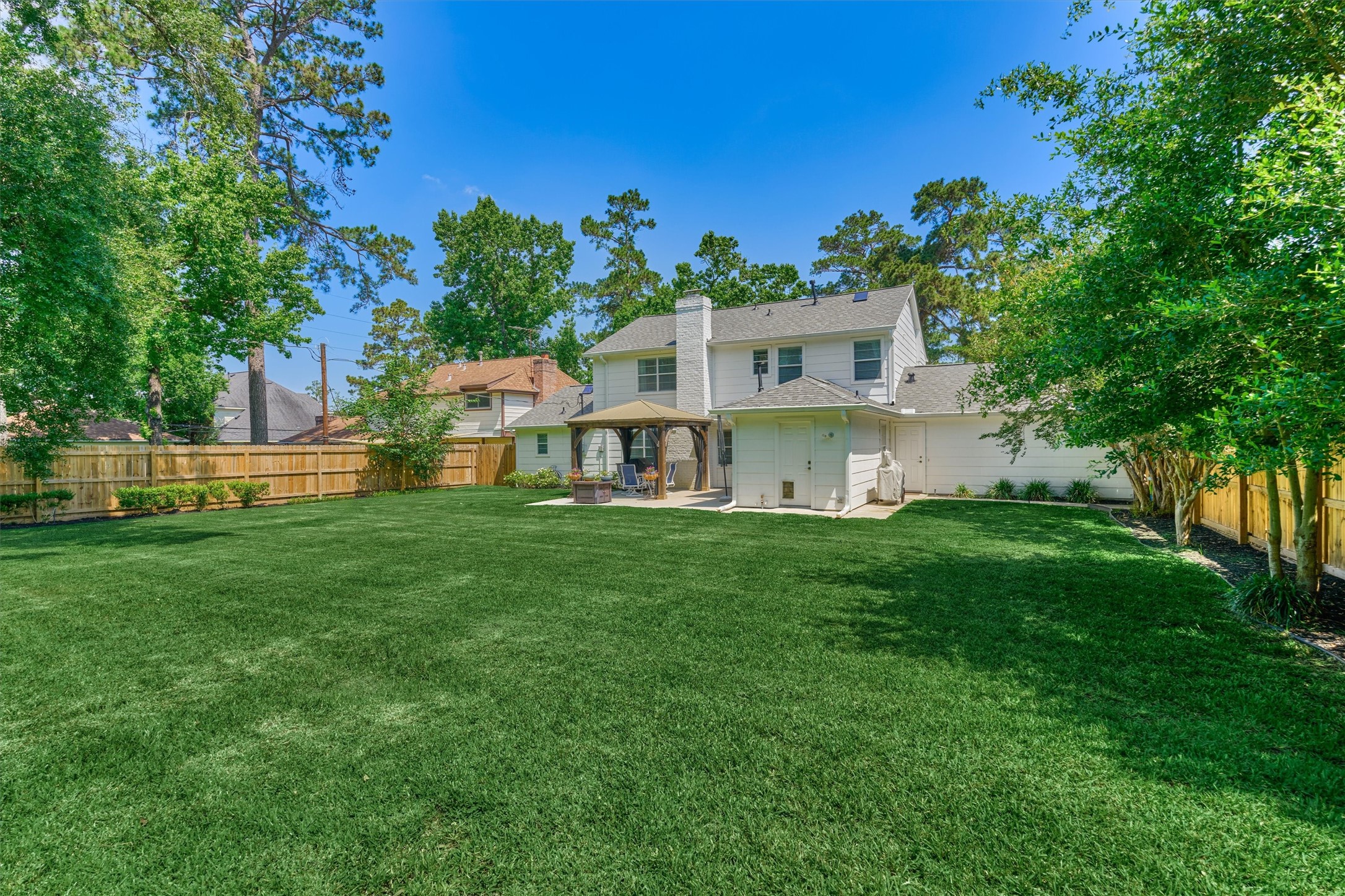 6515 Glenhill Drive Spring, TX 77389 - Photo 33 of 39 a view of a house with a big yard