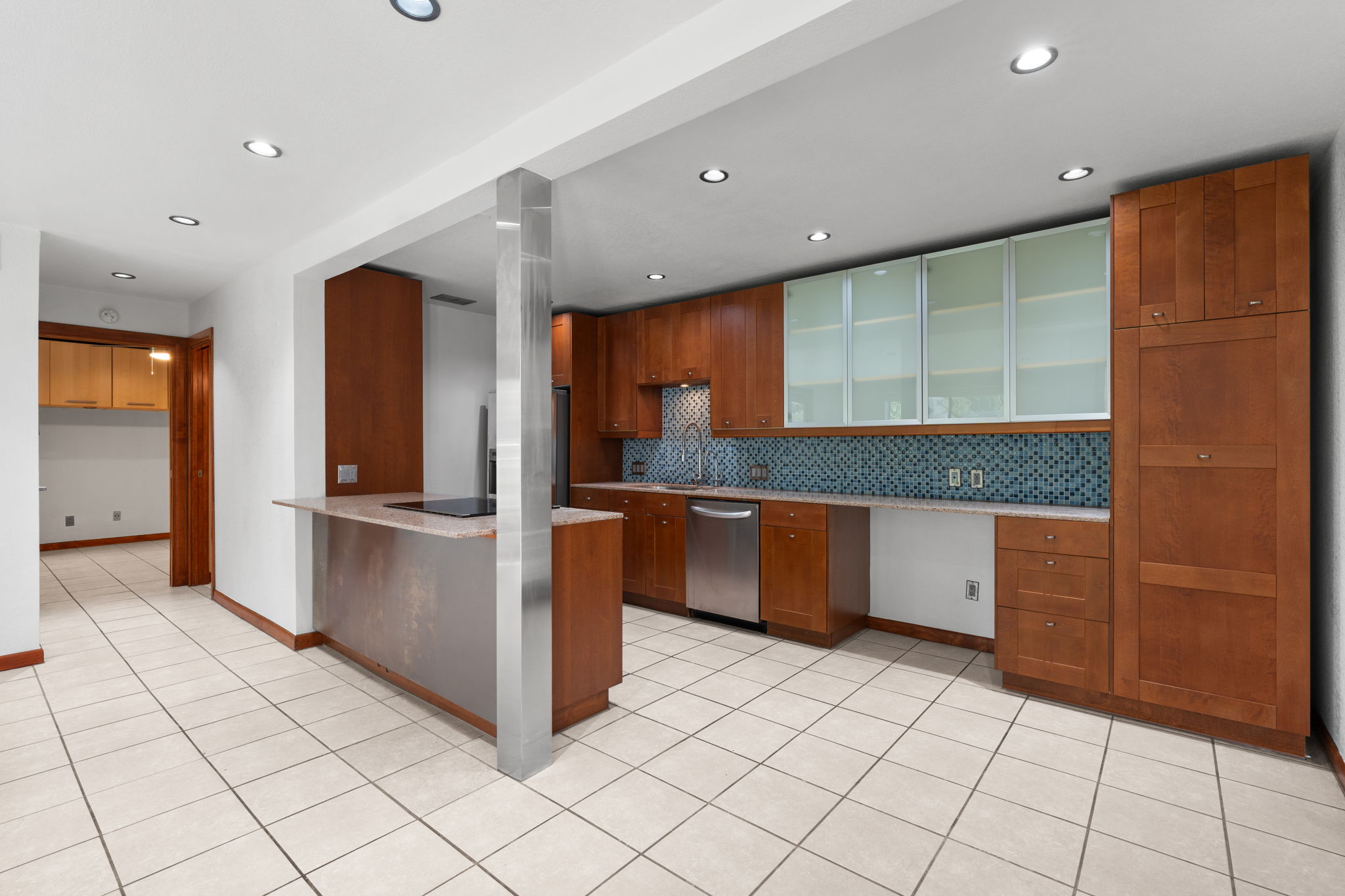 8210 Bent Tree Road, Unit 138 Austin, TX 78759 - Photo 8 of 23 Gallery Image 8