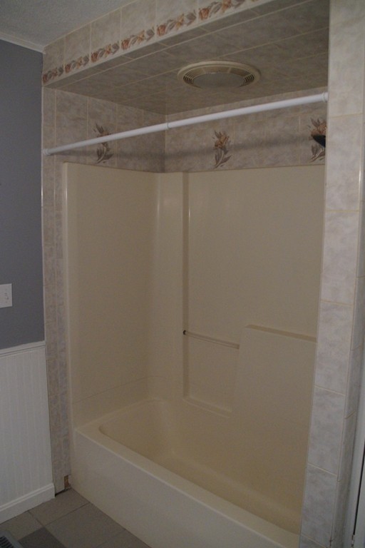 5 Harvard Road Billerica, MA 01821 - Photo 22 of 29 a close view of closet