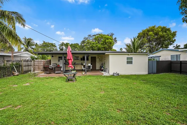 $479,900 | 621 Southwest 50th Terrace, Margate, FL 33068