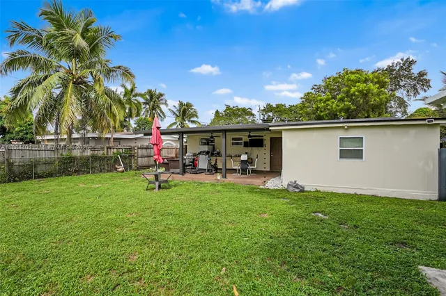 $479,900 | 621 Southwest 50th Terrace, Margate, FL 33068