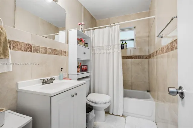 $479,900 | 621 Southwest 50th Terrace, Margate, FL 33068