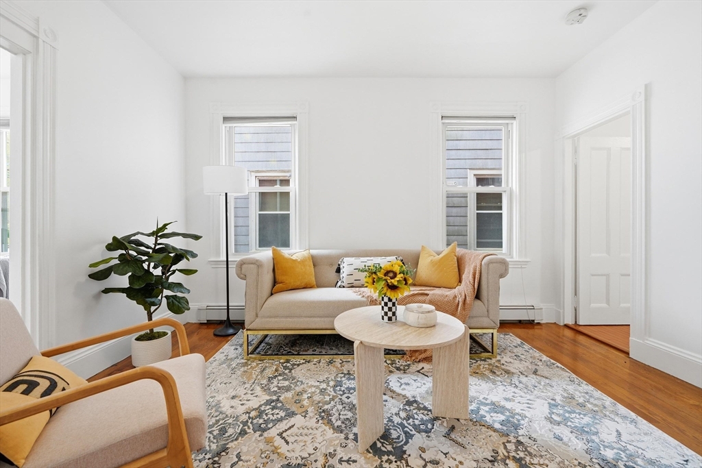 166 Chestnut Street, Unit 1 Brookline, MA 02445 - Photo 7 of 33