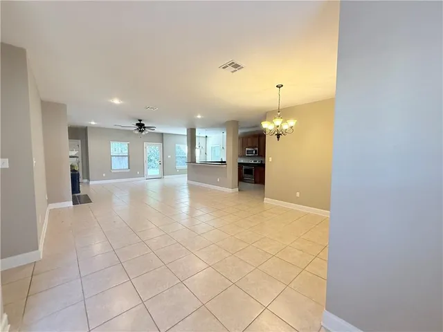 $2,100 | 151 Gallier Court, Mandeville, LA 70448