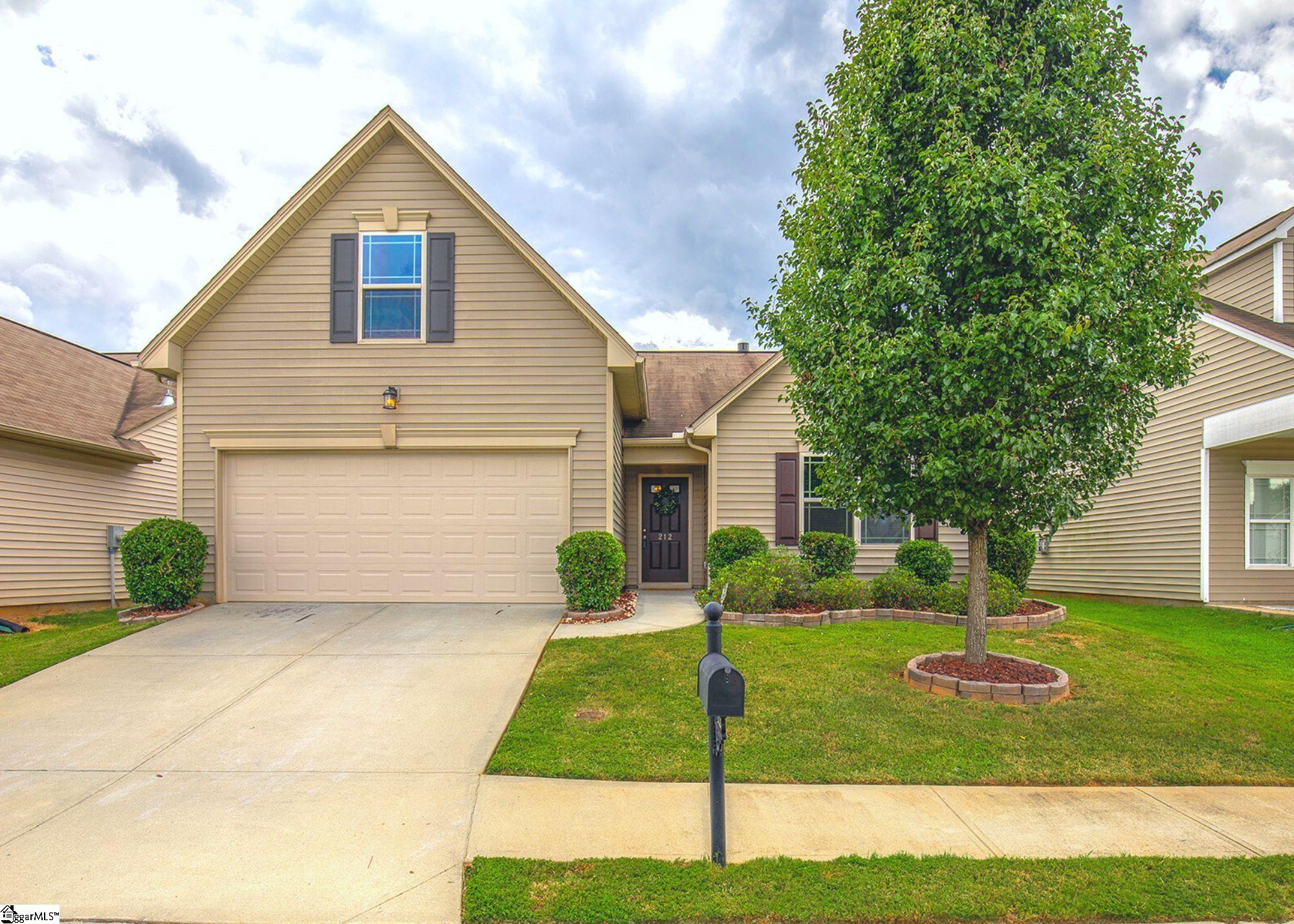 212 Riverdale Road Simpsonville, SC 29680 - Photo 1 of 26 Gallery Image 1