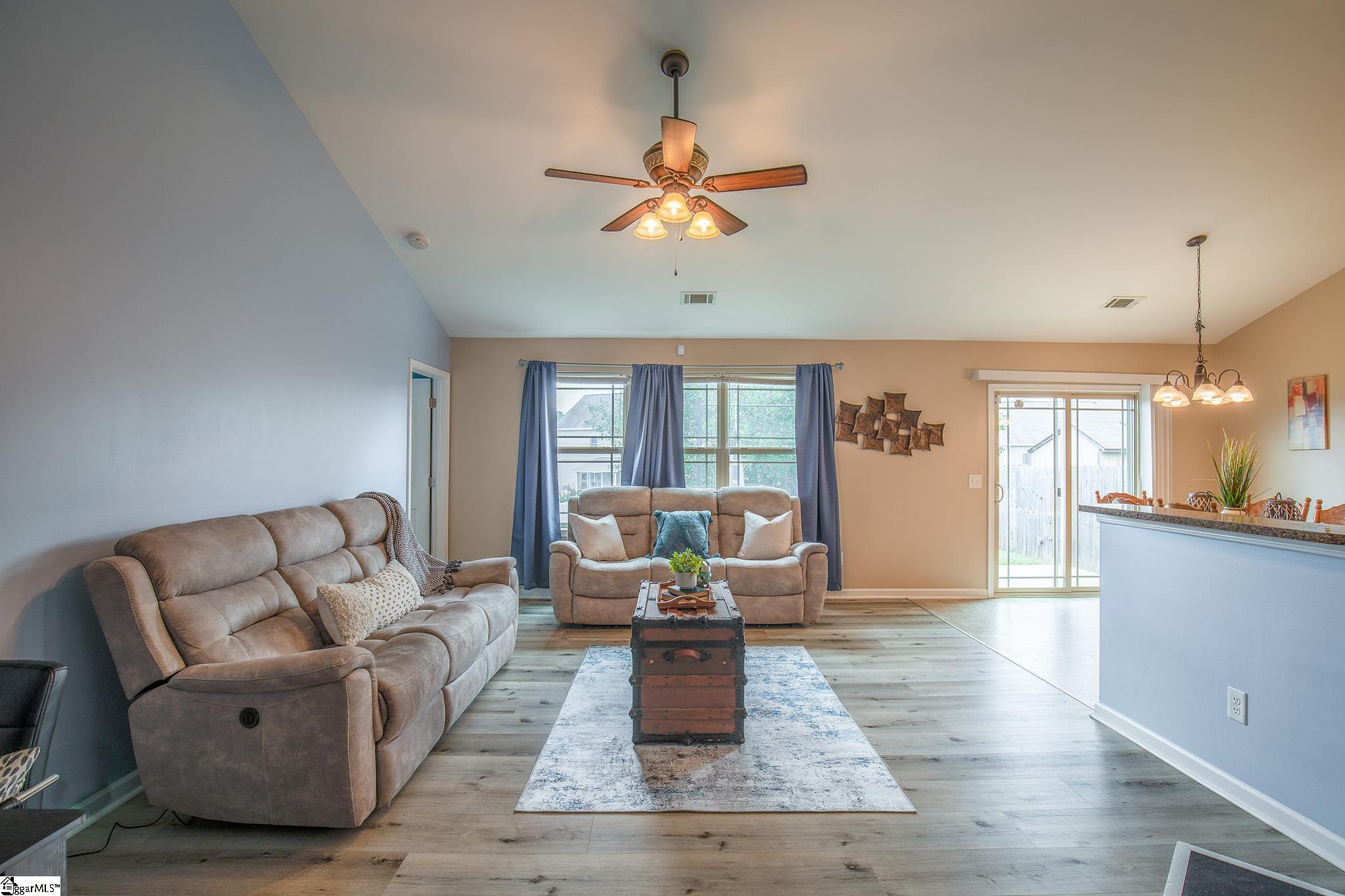 212 Riverdale Road Simpsonville, SC 29680 - Photo 7 of 26 Gallery Image 7