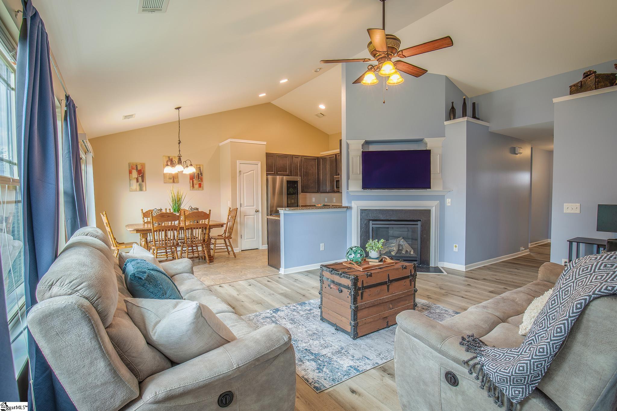 212 Riverdale Road Simpsonville, SC 29680 - Photo 8 of 26 Gallery Image 8