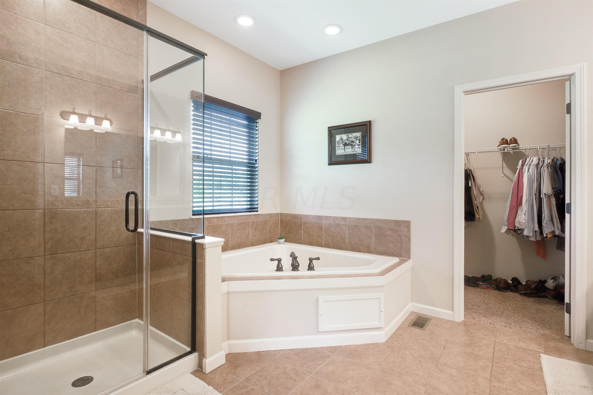1164 Rambling Brook Way Delaware, OH 43015 - Photo 32 of 58 Gallery Image 32