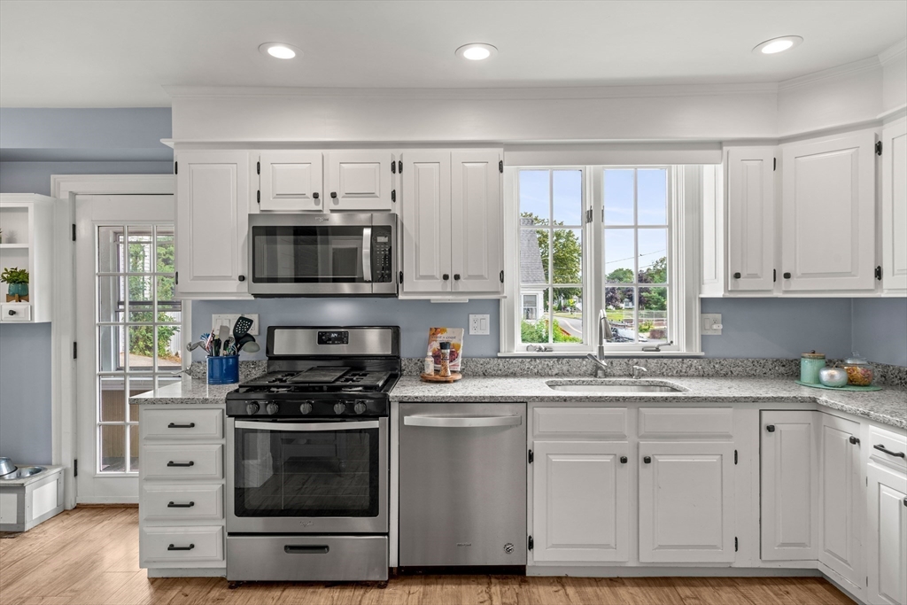 32 Cabot Road North Andover, MA 01845 - Photo 13 of 41 Gallery Image 13