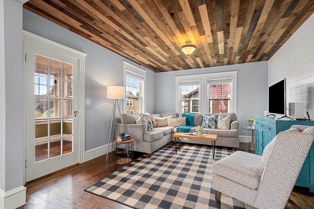 32 Cabot Road North Andover, MA 01845 - Photo 8 of 41 Gallery Image 8