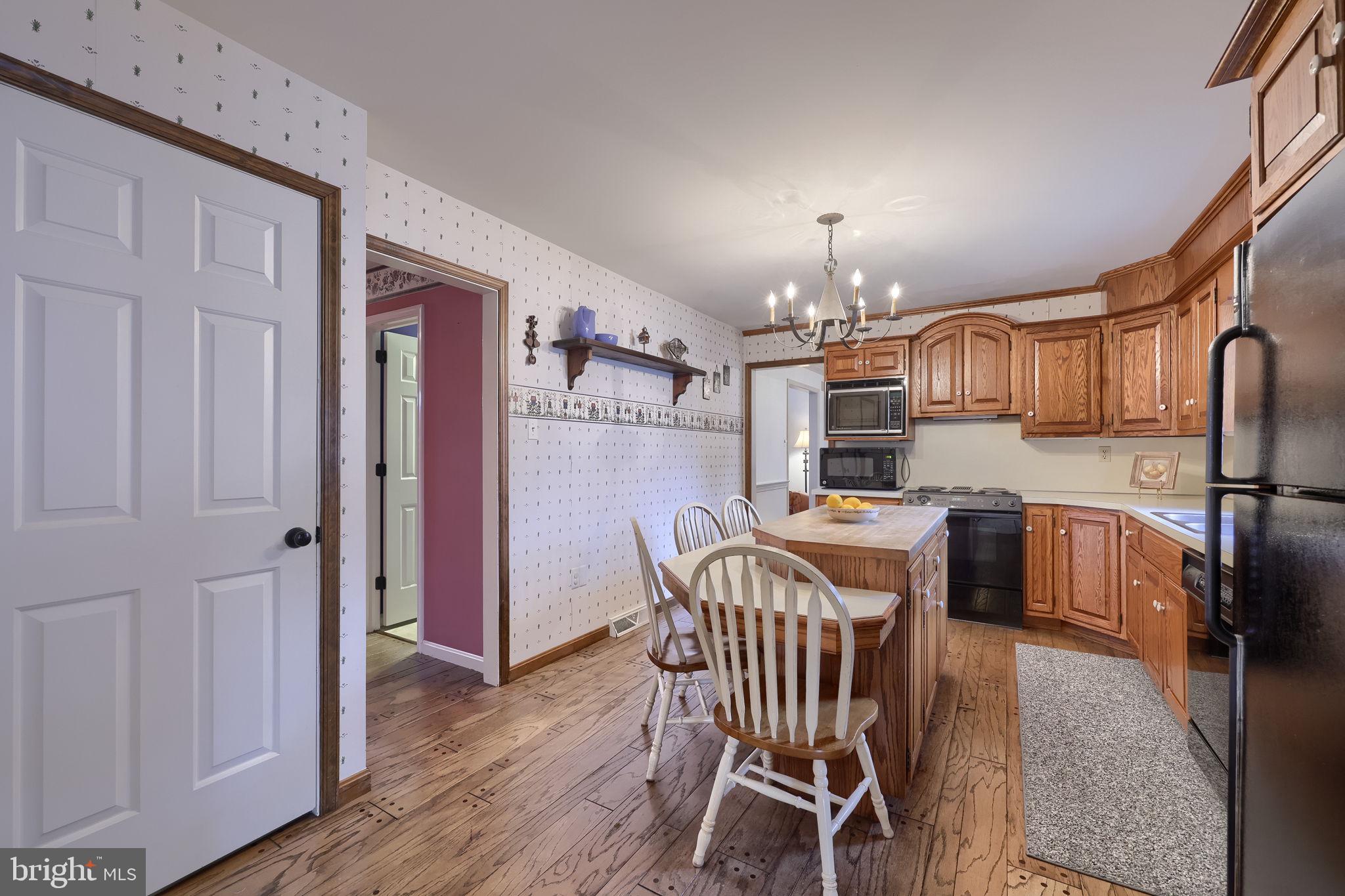 1800 North Eden Road Lancaster, PA 17601 - Photo 29 of 38