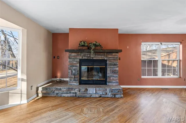 $179,900 | 4152 Ridge Drive, De Soto, MO 63020