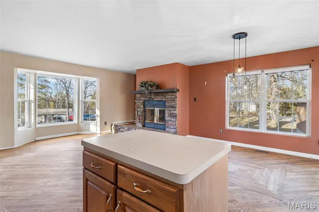 $179,900 | 4152 Ridge Drive, De Soto, MO 63020