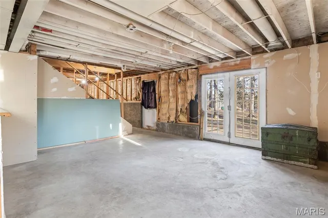 $179,900 | 4152 Ridge Drive, De Soto, MO 63020