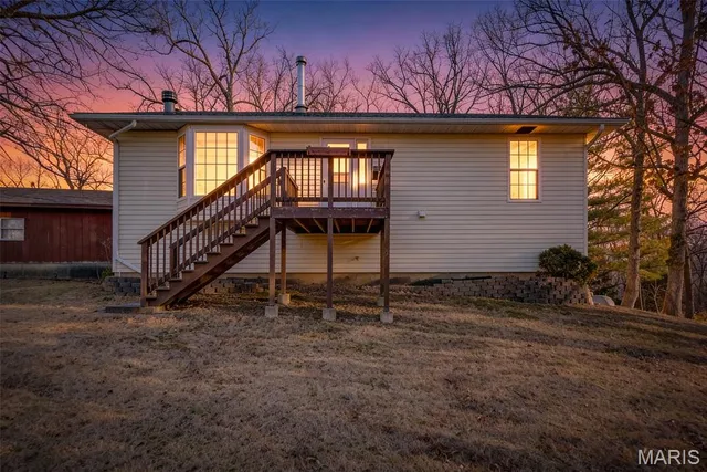 $179,900 | 4152 Ridge Drive, De Soto, MO 63020