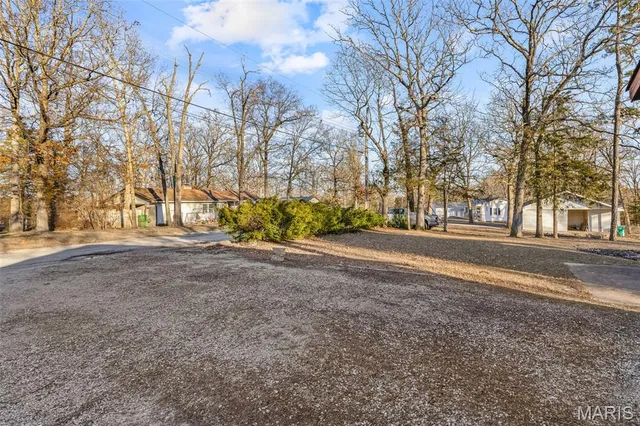 $179,900 | 4152 Ridge Drive, De Soto, MO 63020