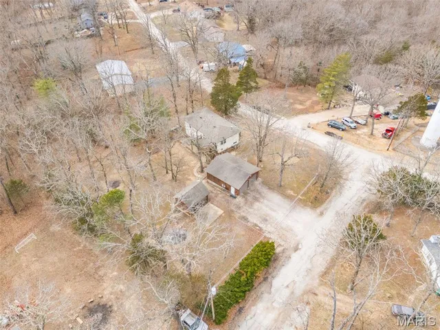 $179,900 | 4152 Ridge Drive, De Soto, MO 63020