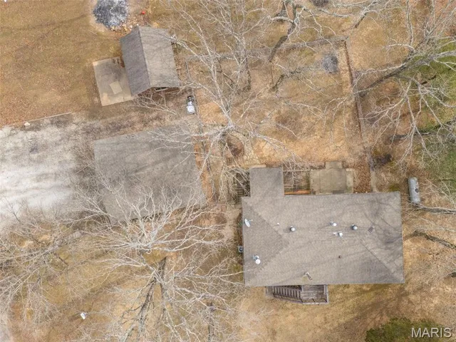 $179,900 | 4152 Ridge Drive, De Soto, MO 63020