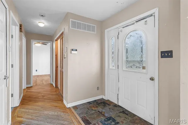 $179,900 | 4152 Ridge Drive, De Soto, MO 63020