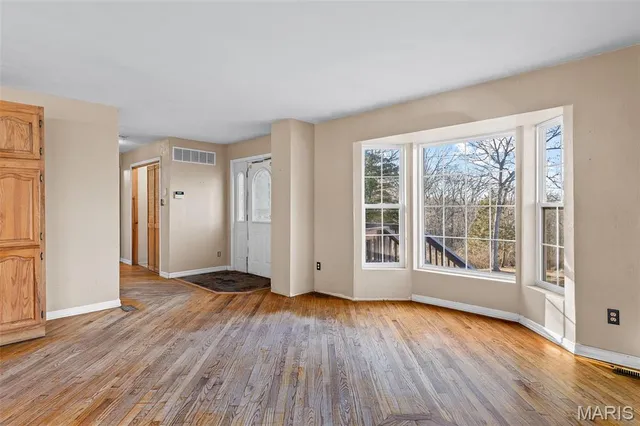 $179,900 | 4152 Ridge Drive, De Soto, MO 63020