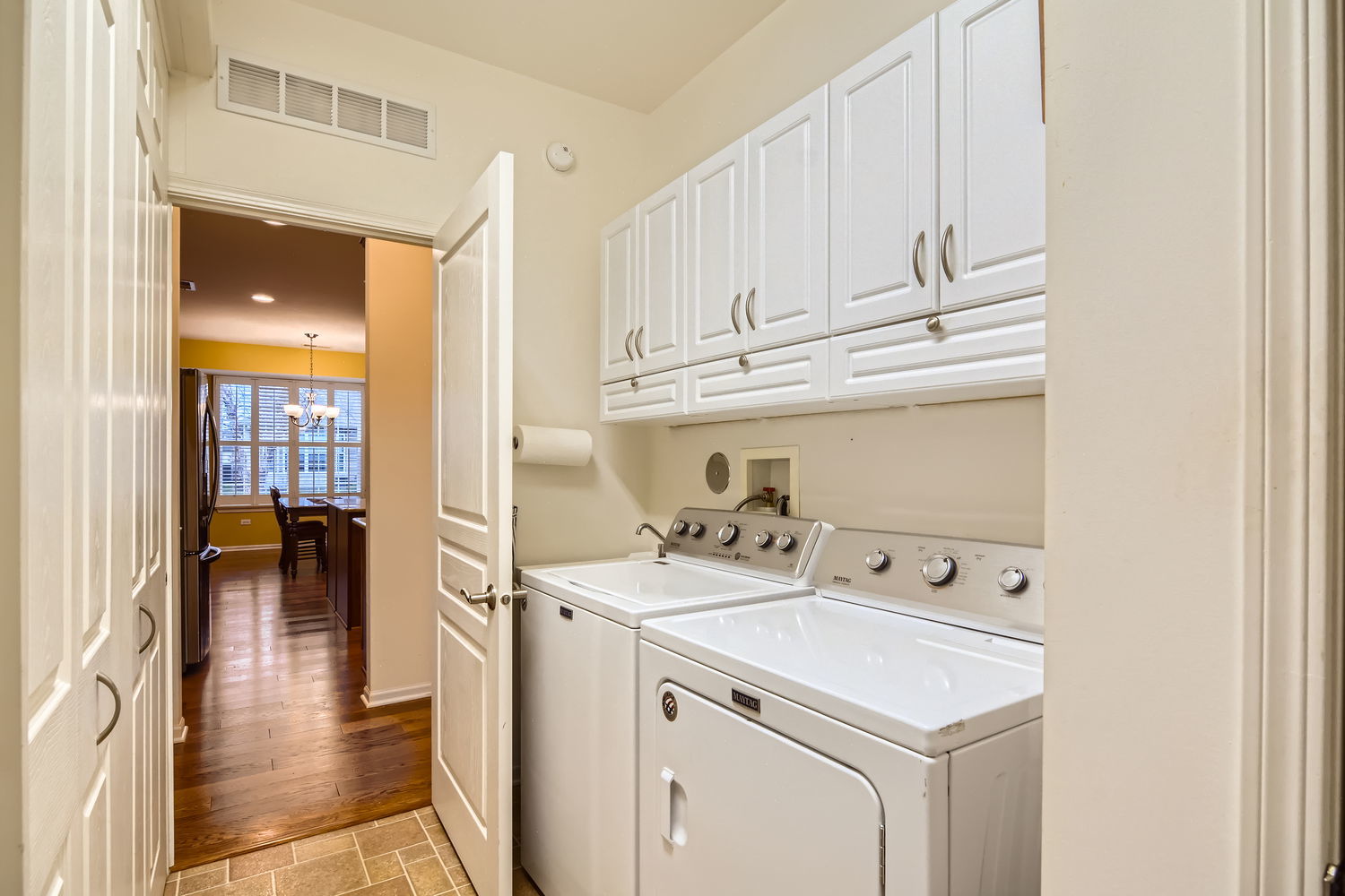 2457 Sandy Stream Lane Elgin, IL 60124 - Photo 21 of 34 Gallery Image 21