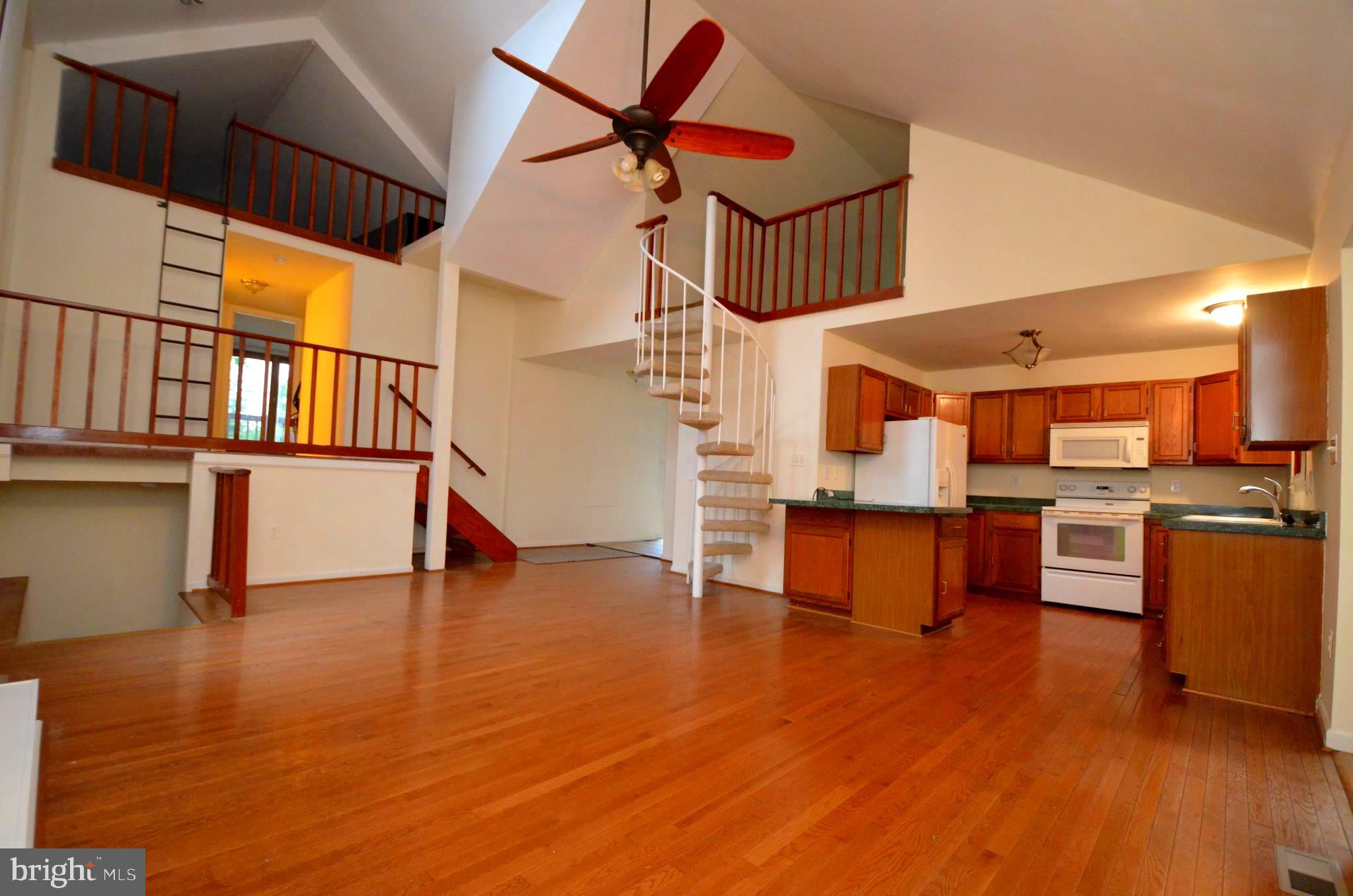 6021 Drum Point Road Deale, MD 20751 - Photo 5 of 53 Family room