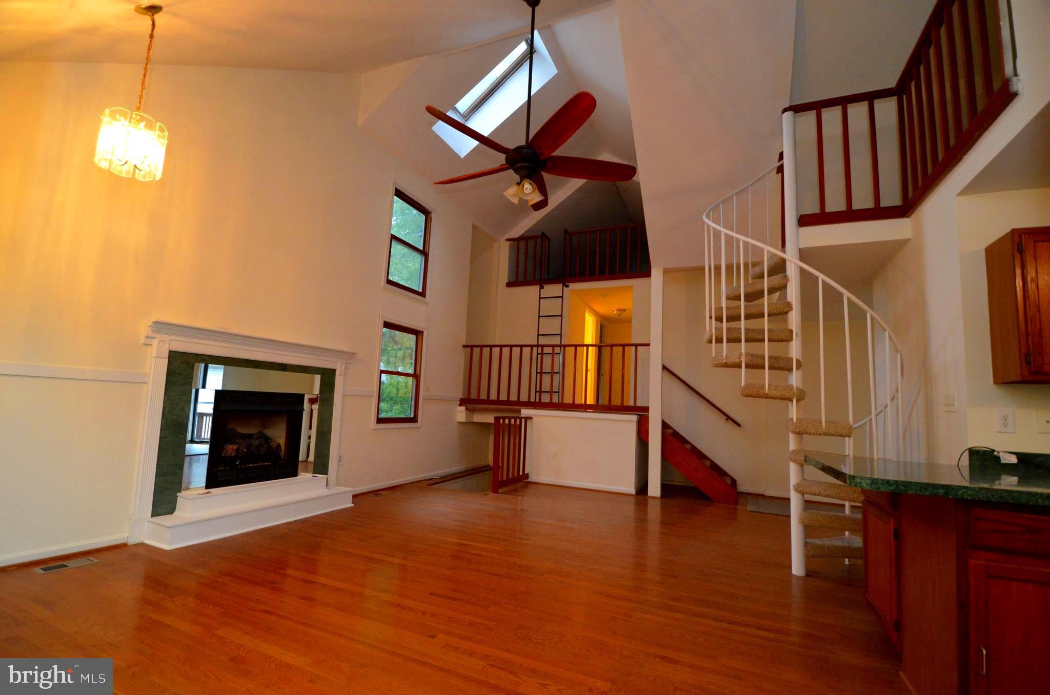 6021 Drum Point Road Deale, MD 20751 - Photo 6 of 53 Family room