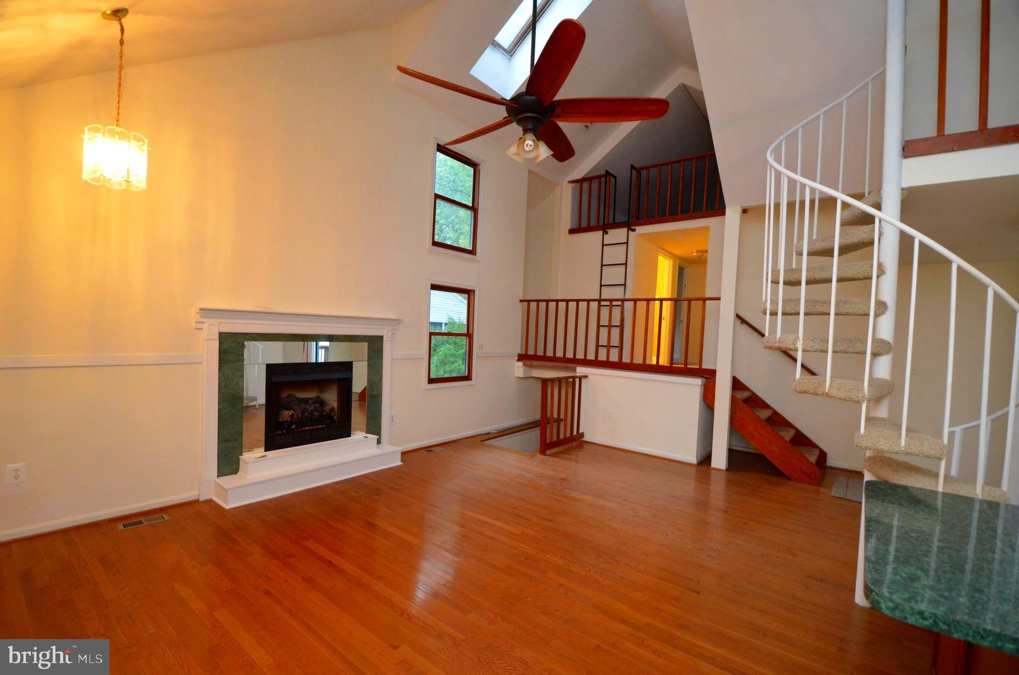 6021 Drum Point Road Deale, MD 20751 - Photo 7 of 53 Family room