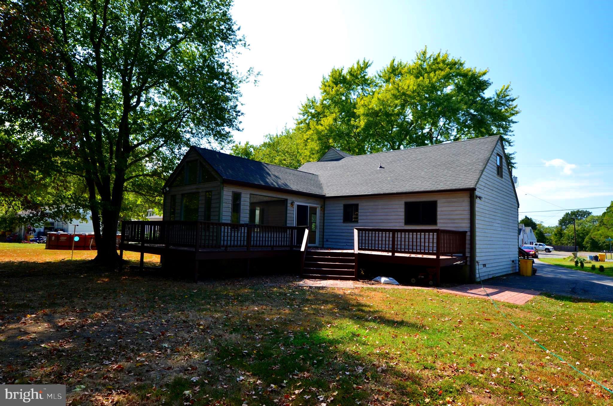 6021 Drum Point Road Deale, MD 20751 - Photo 10 of 53 Rear exterior