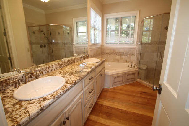 12900 Honey Rd Extension Summerdale, AL 36580 - Photo 32 of 44 Master Bathroom