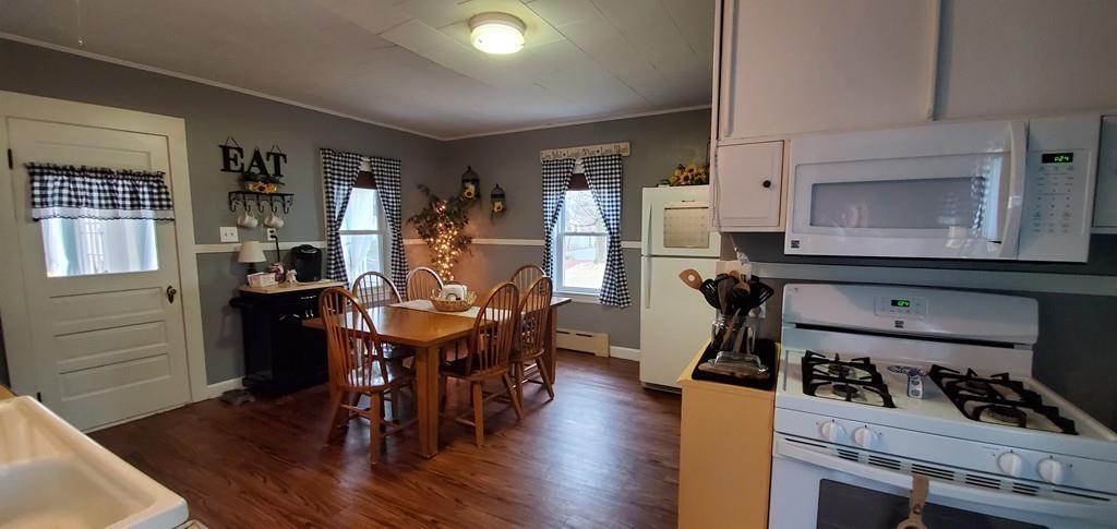 53 D Street Athol, MA 01331 - Photo 3 of 33 Gallery Image 3
