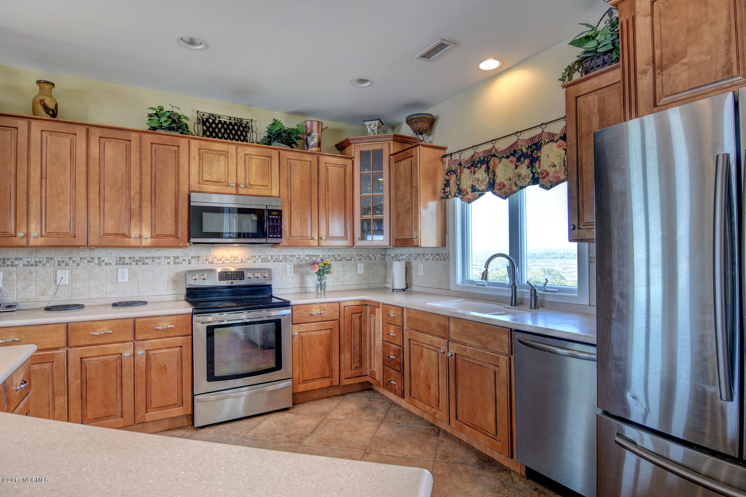 1060 New River Inlet Road North Topsail Beach, NC 28460 - Photo 12 of 46 1060 New River Inlet Rd North-large-017-