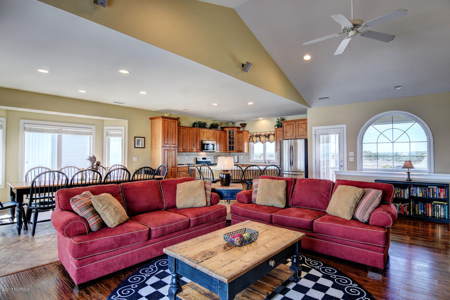 1060 New River Inlet Rd North-large-022-
