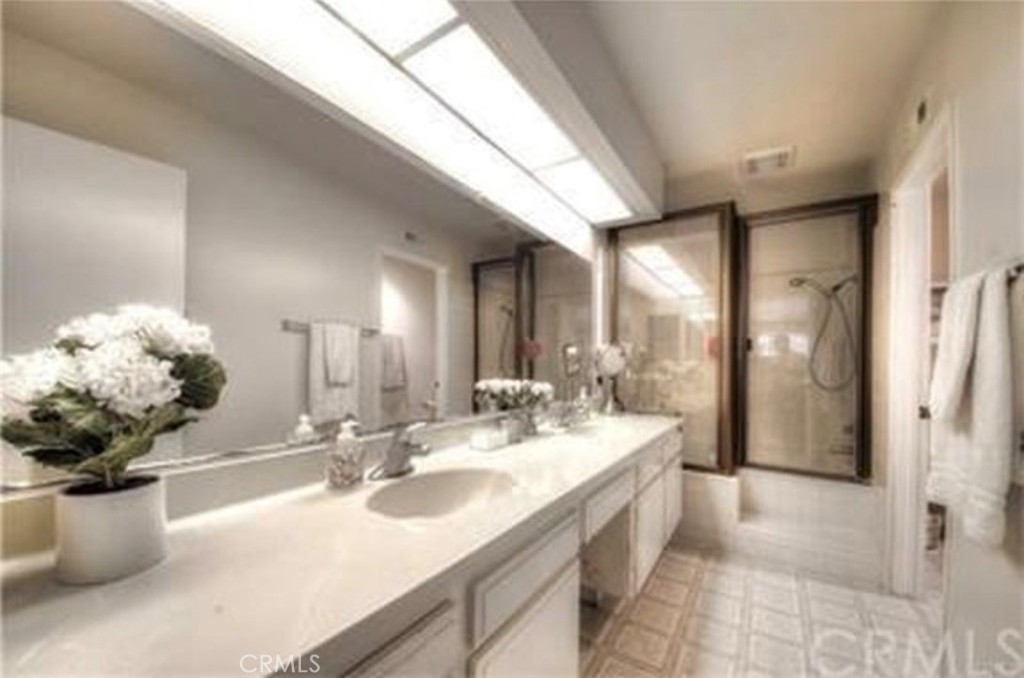 2543 Farview Road Fullerton, CA 92833 - Photo 8 of 10 Gallery Image 8