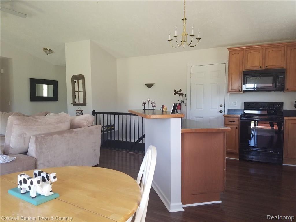 4843 Fisher Road Howell, MI 48855 - Photo 11 of 47 20160518_120402.jpg